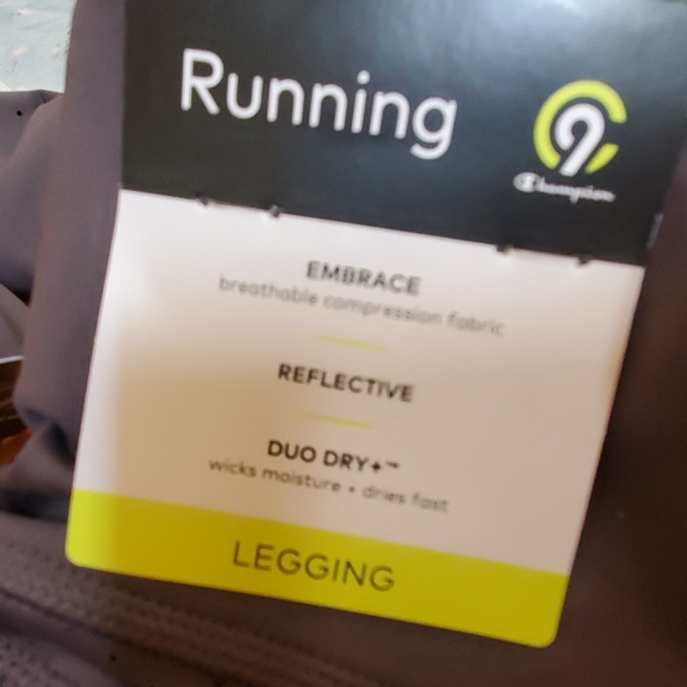Running midrise laser cut legging - Picture 5 of 6